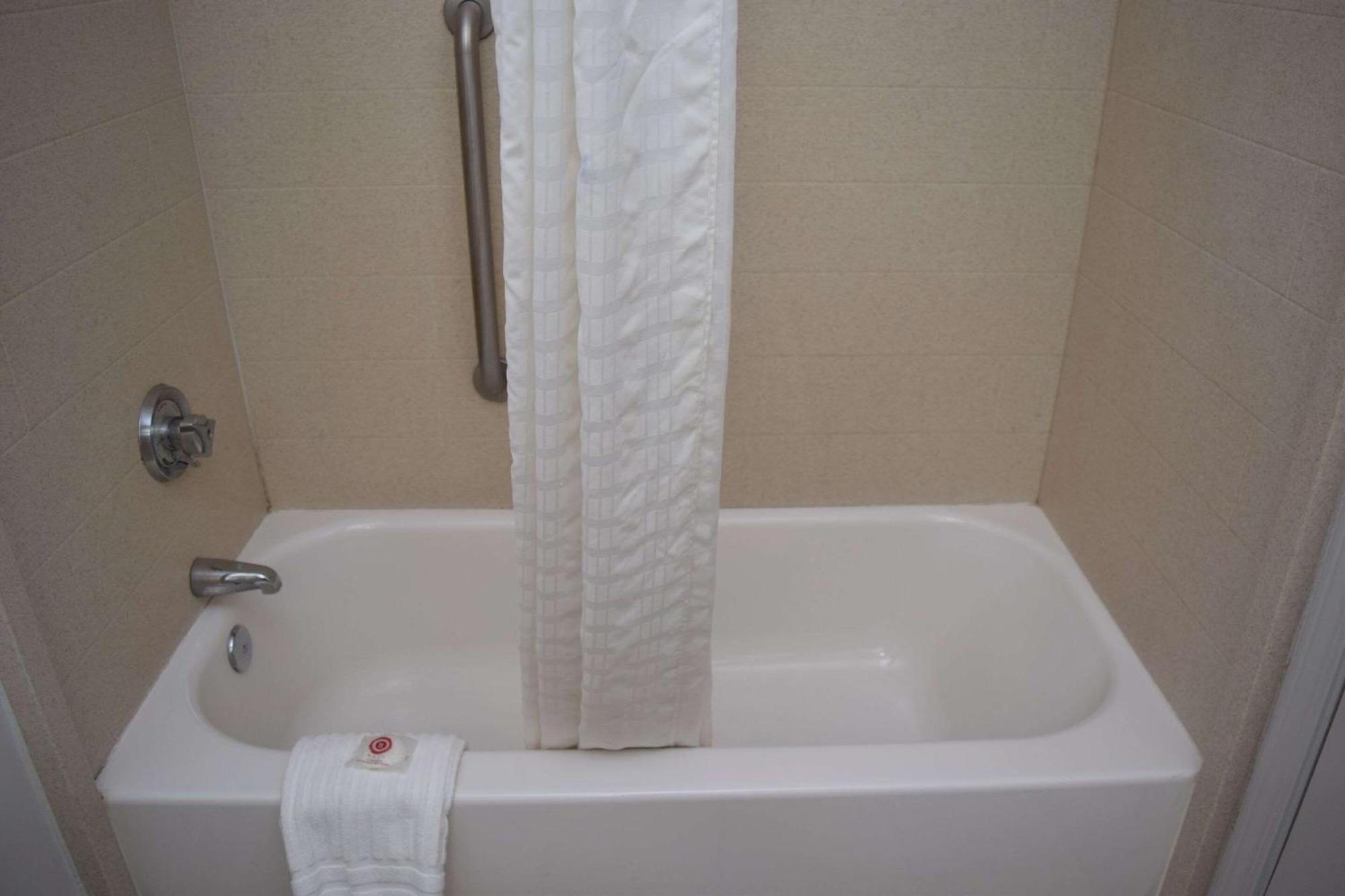 Comfort Inn & Suites Syracuse-Carrier Circle East Syracuse Kültér fotó