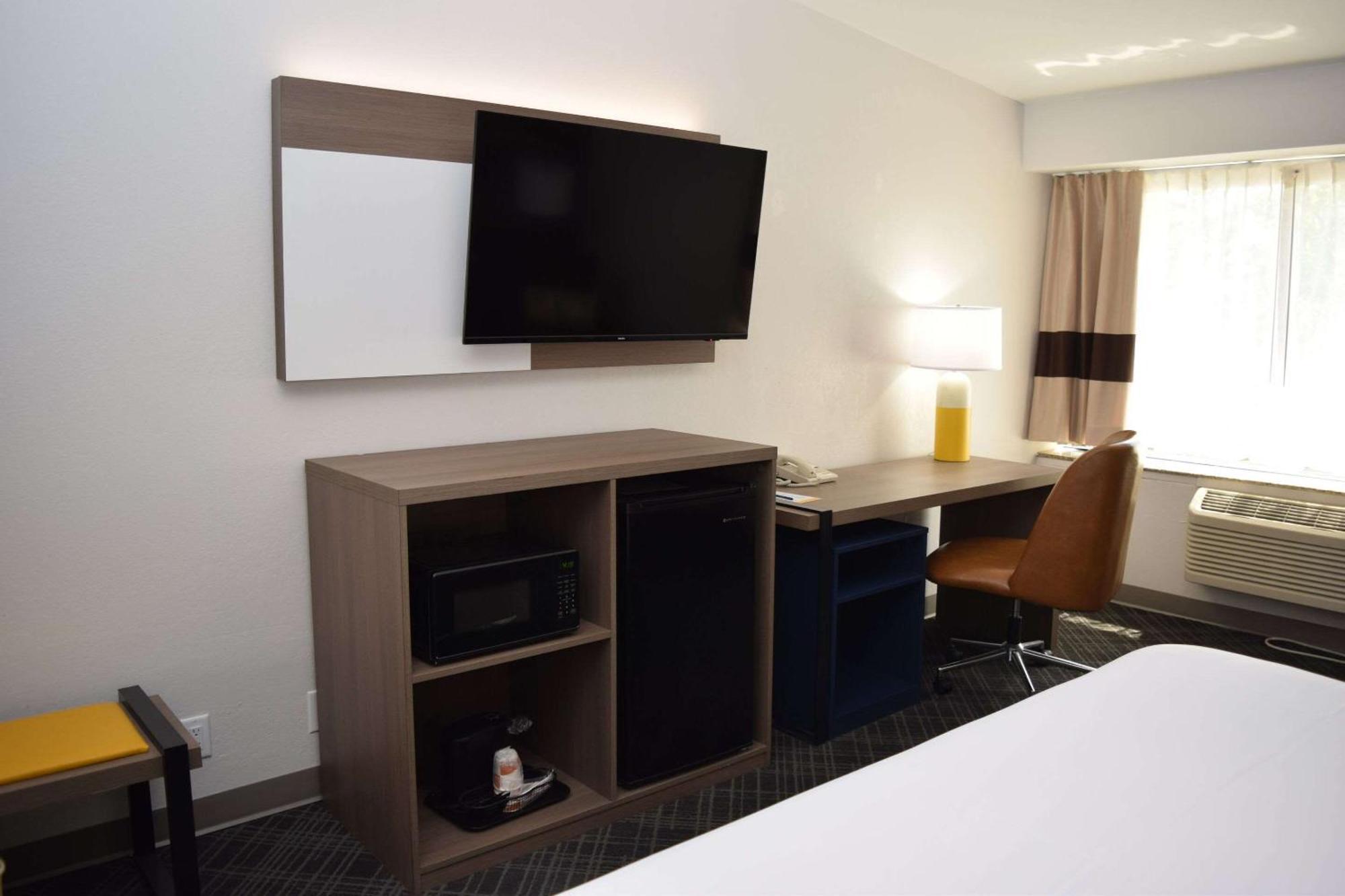 Comfort Inn & Suites Syracuse-Carrier Circle East Syracuse Kültér fotó