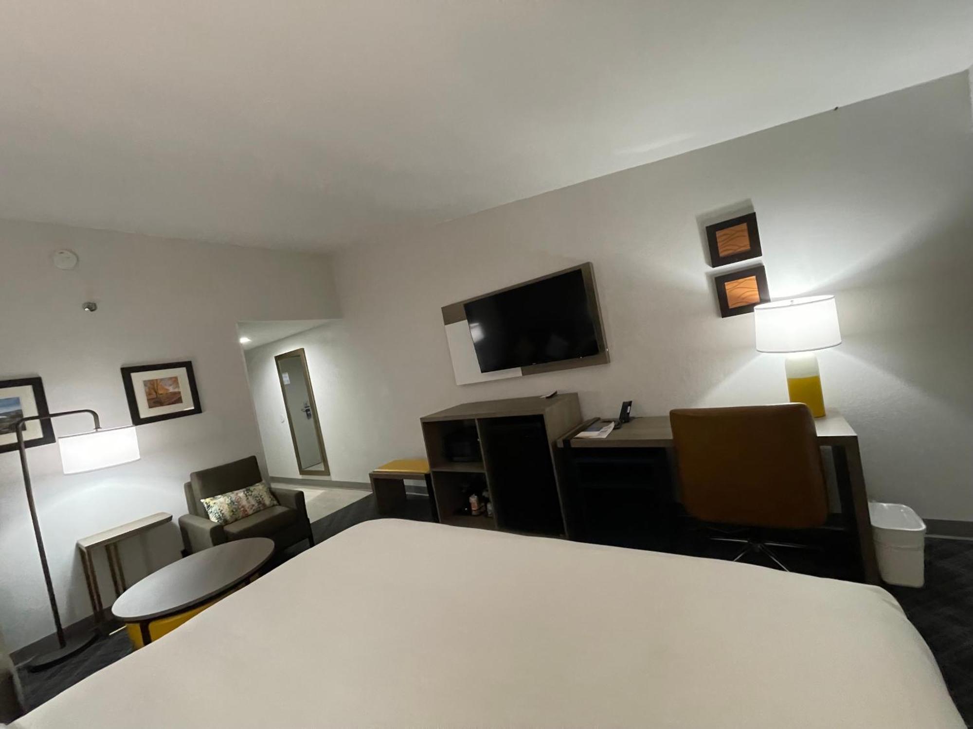 Comfort Inn & Suites Syracuse-Carrier Circle East Syracuse Kültér fotó