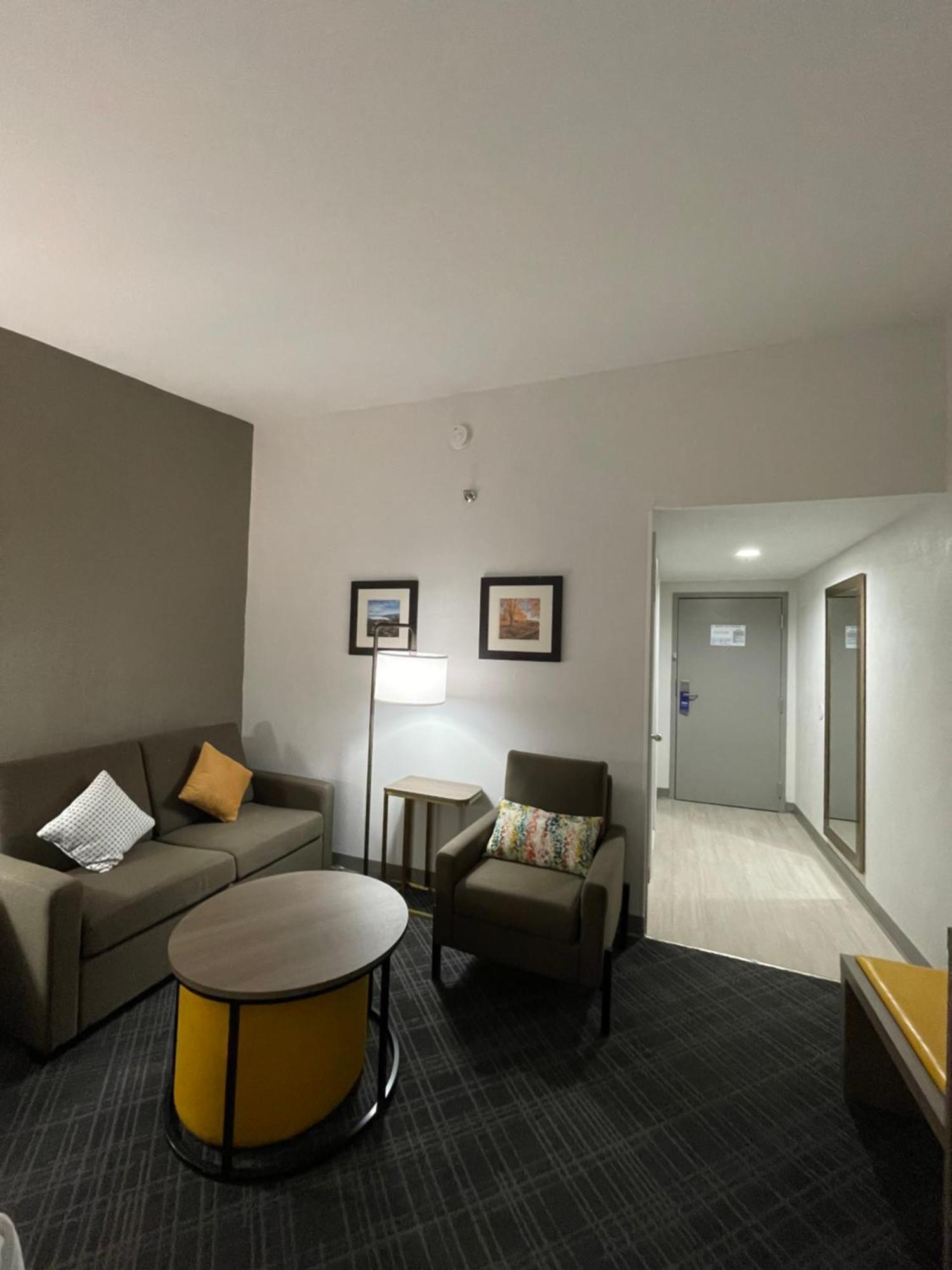 Comfort Inn & Suites Syracuse-Carrier Circle East Syracuse Kültér fotó